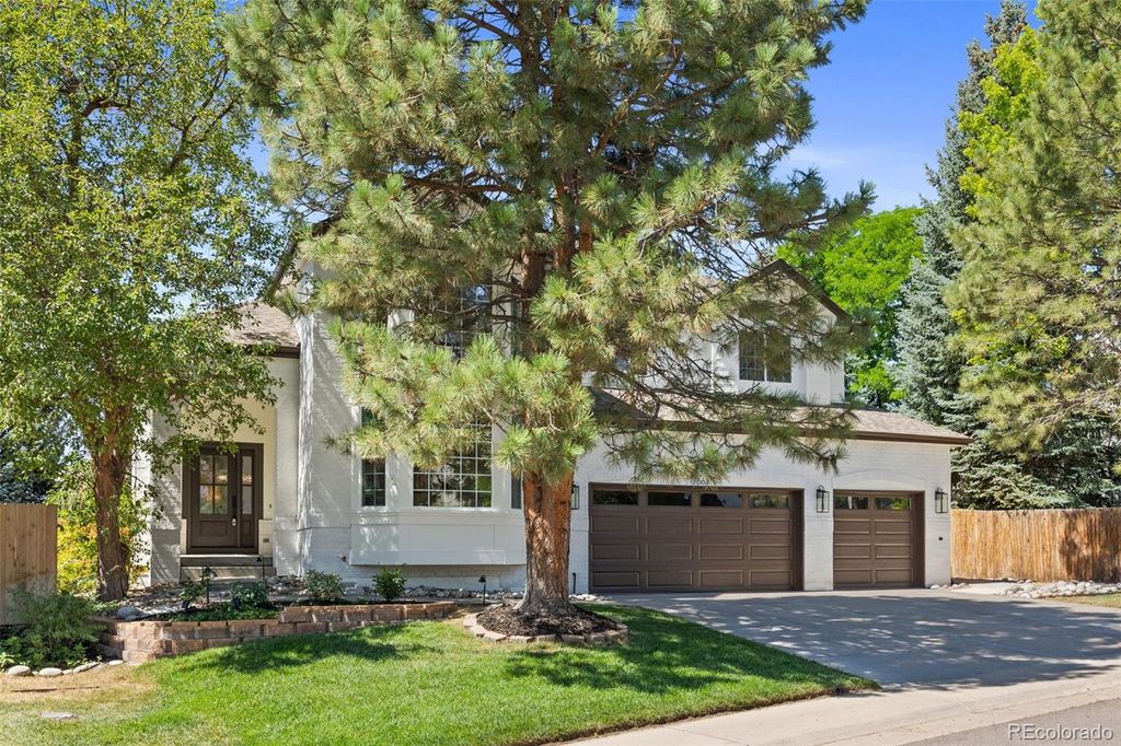 Photo of 7663 S Grape Street, Centennial, CO 80122 (MLS # 7383294)