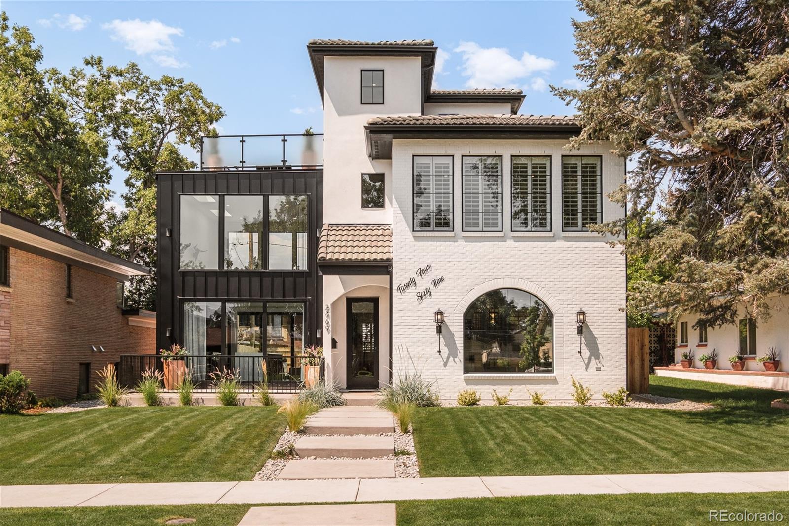 2469 Wolff Street