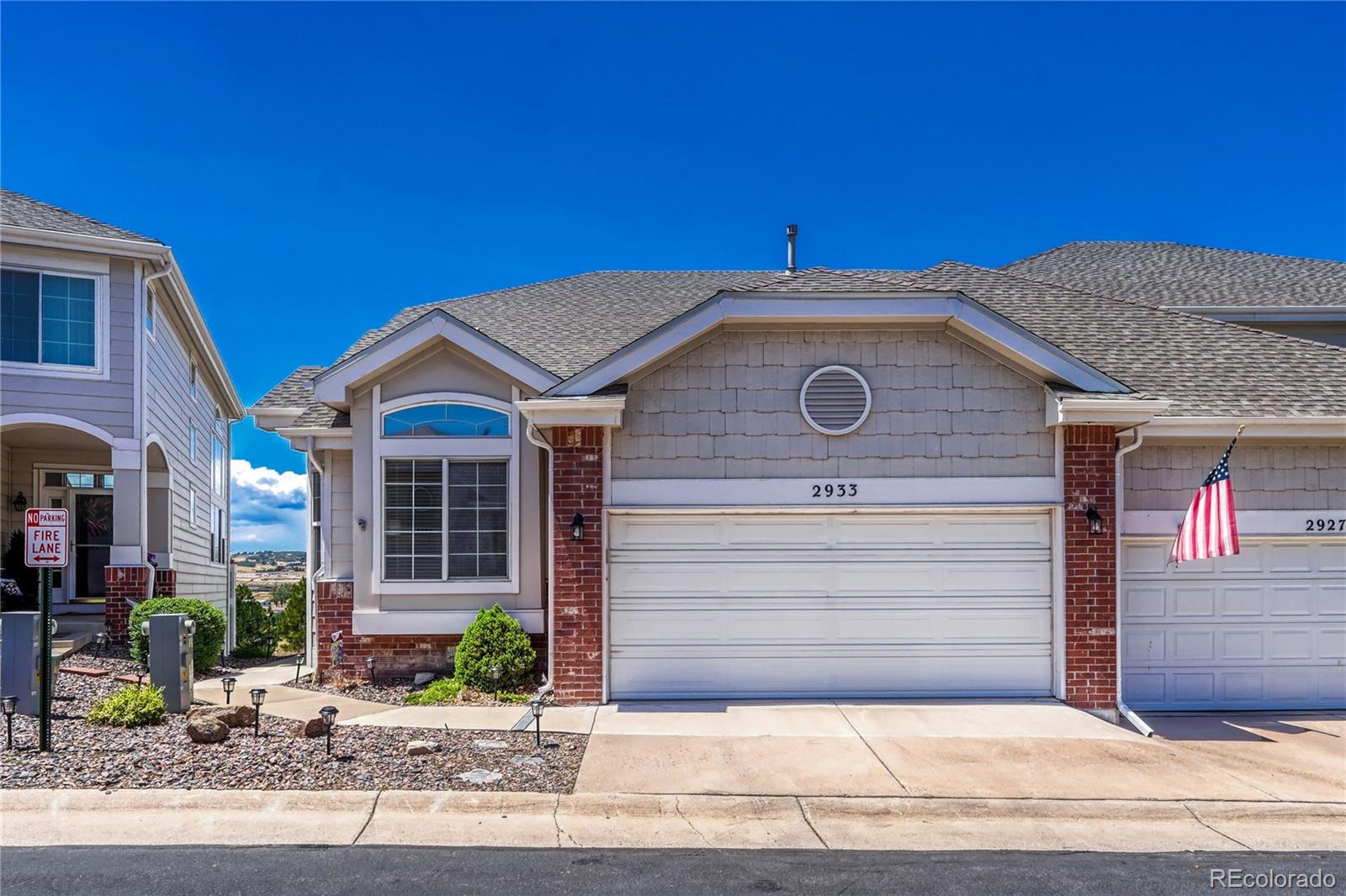 2933 Newport Circle - Photo 2