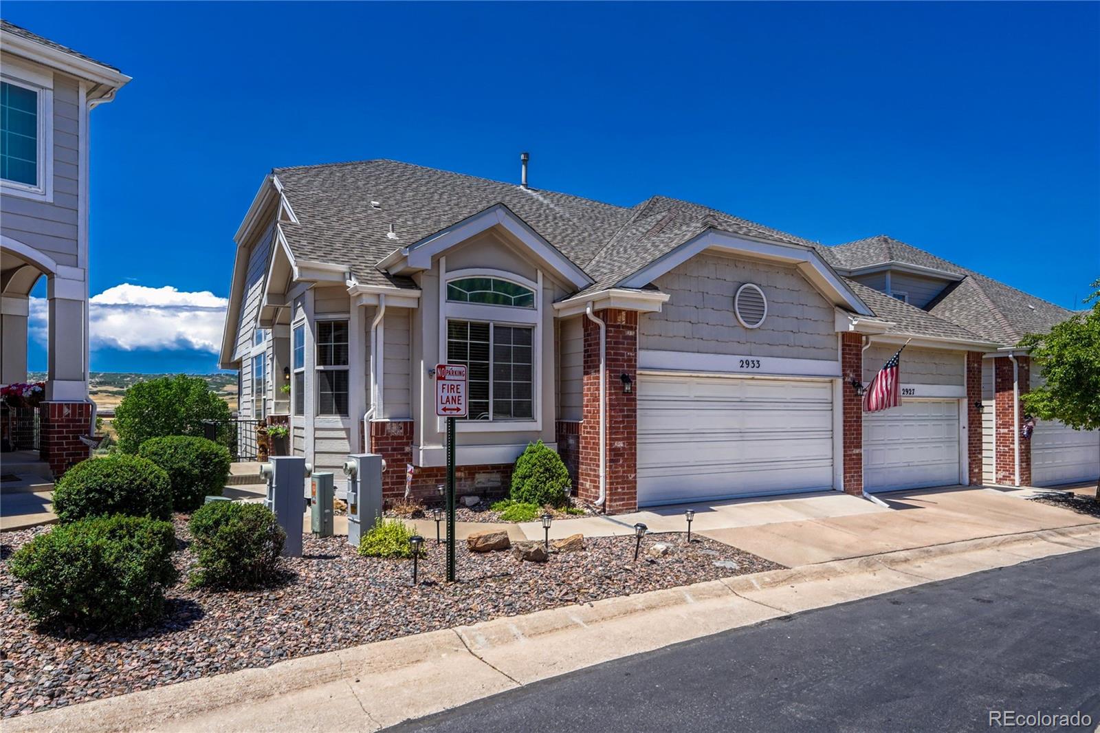 2933 Newport Circle - Photo 3