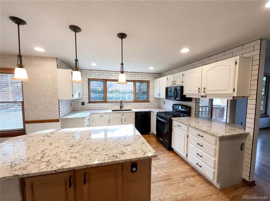 Photo of 9372 Prairie View Drive, Highlands Ranch, CO 80126 (MLS # 7732280)