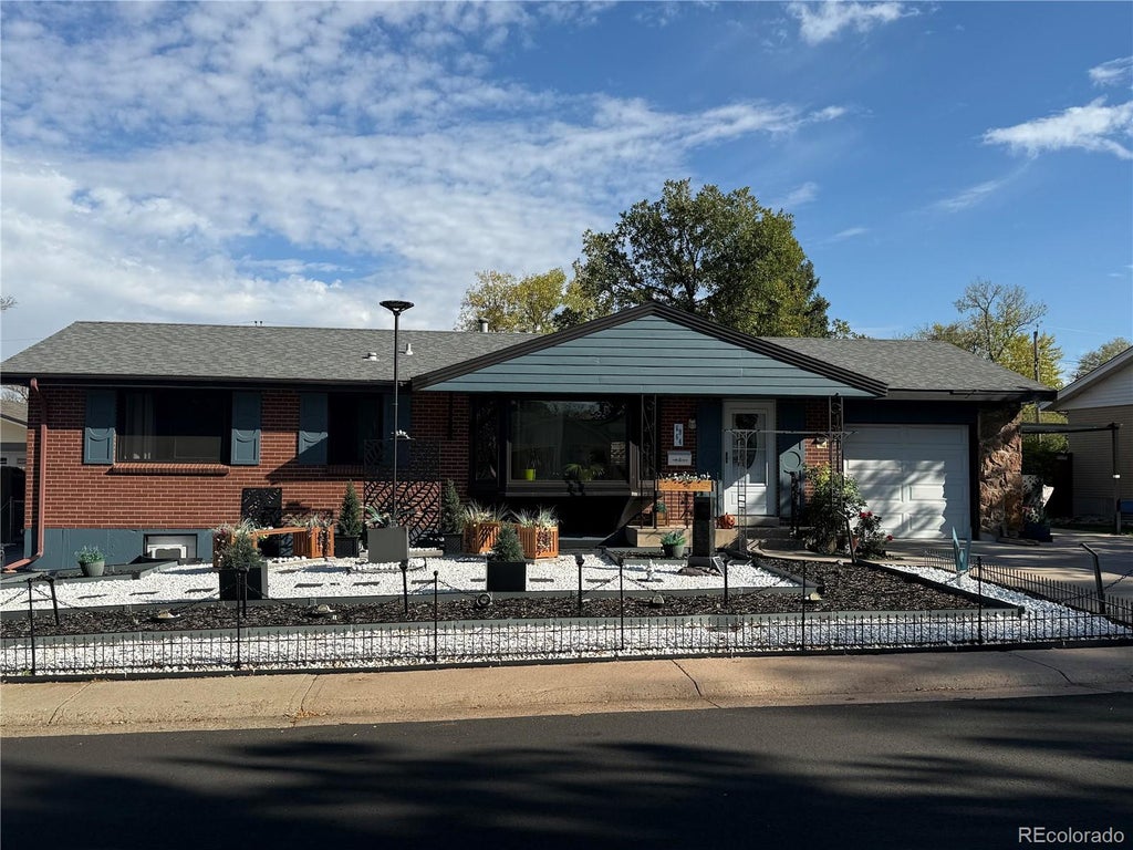 Photo of 6964 S Clermont Drive, Littleton, CO 80122 (MLS # 3637584)