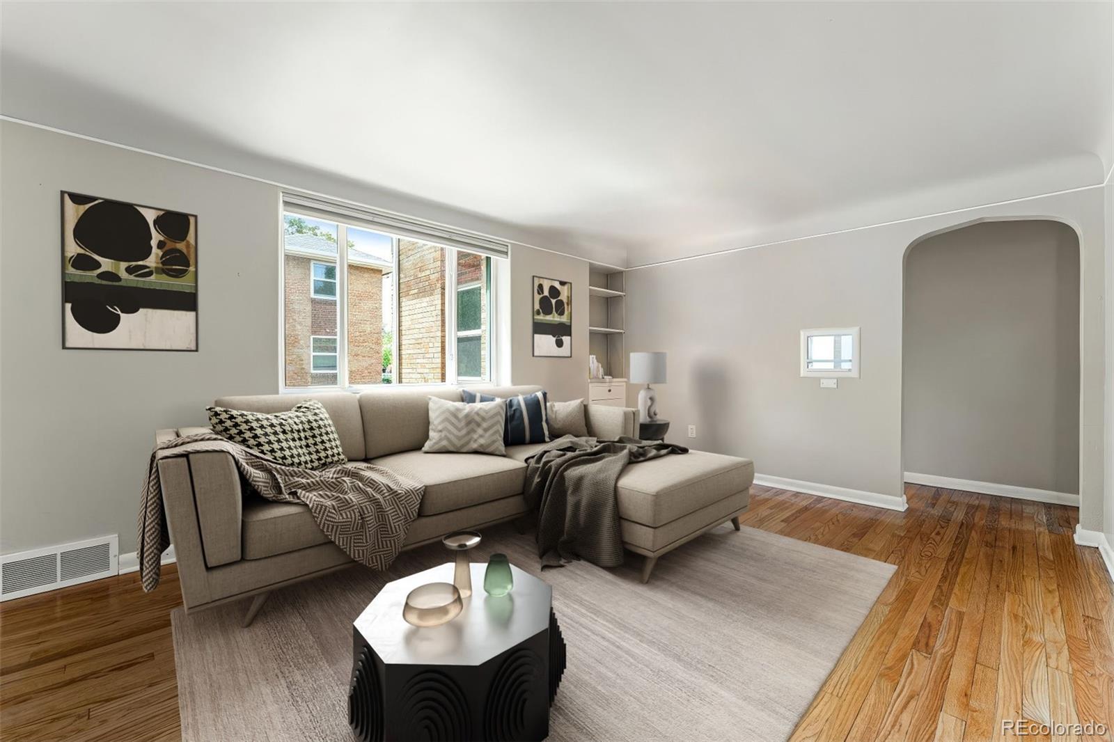 1535 Hudson Street 1