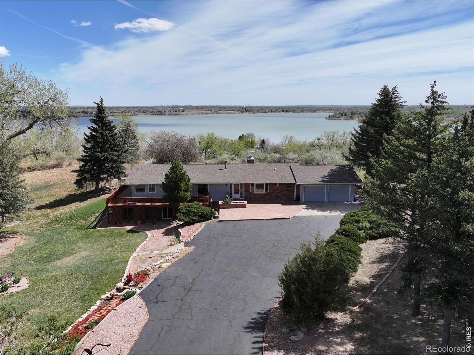908 Willowrock Drive
