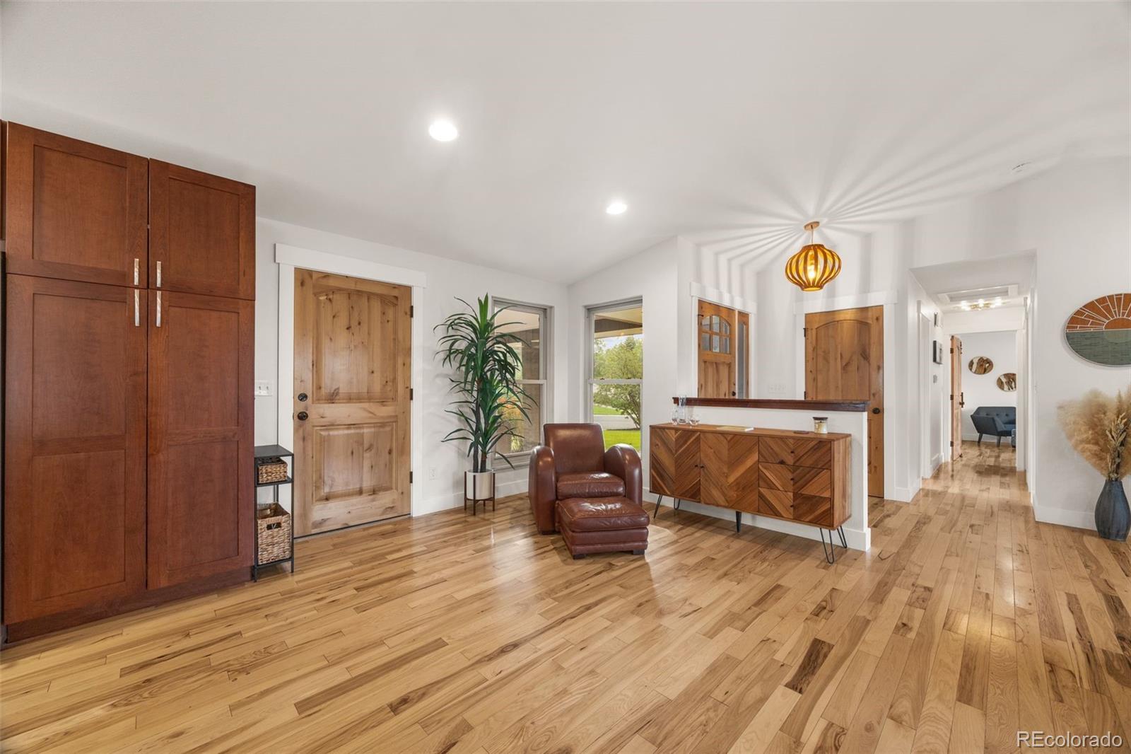 102 Jackson Circle