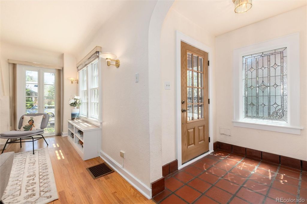 Photo of 1567 Ivanhoe Street, Denver, CO 80220 (MLS # 8118909)