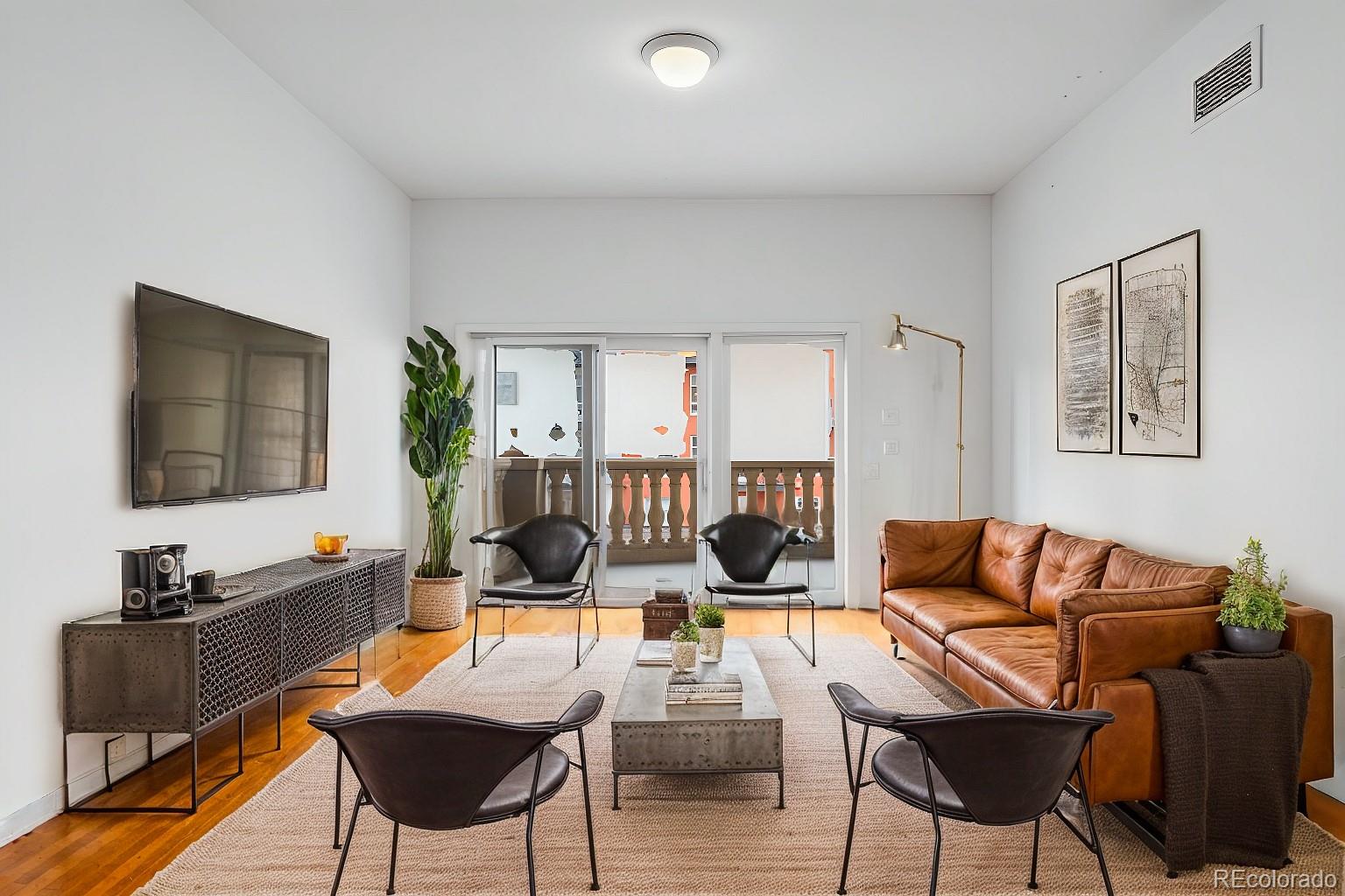 1950 N Logan Street 601