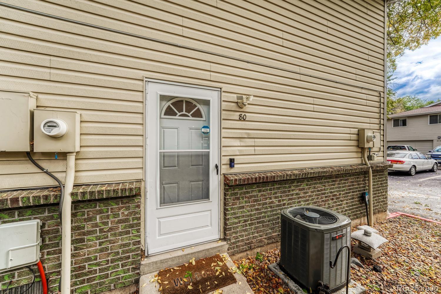 3355 S Flower Street 80