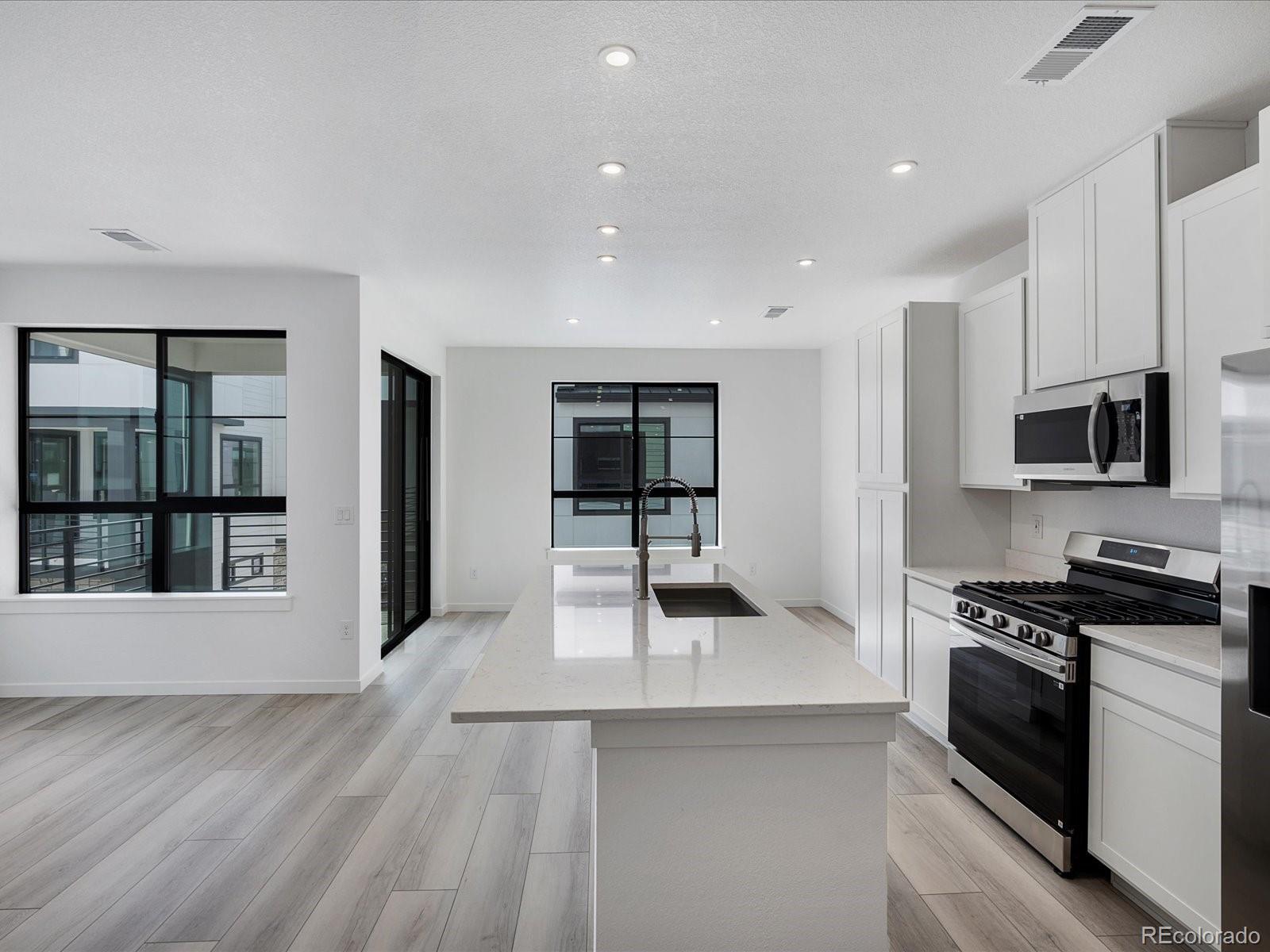 2024 S Holly Street 3