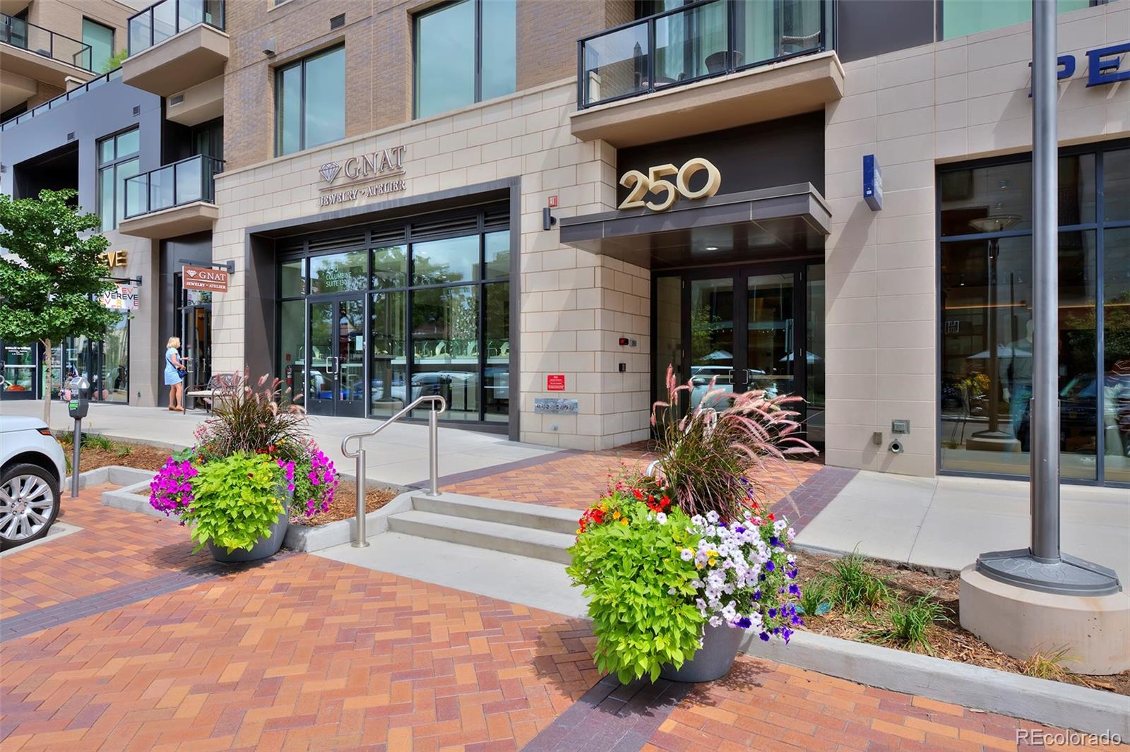 250 Columbine Street 509