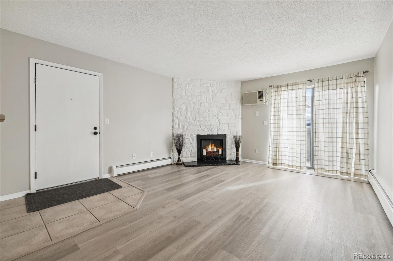 10150 E Virginia Avenue 19-103