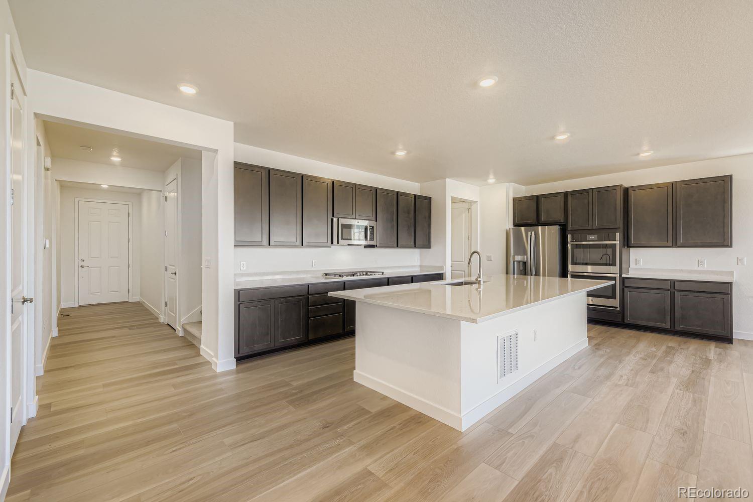 24595 E Kettle Court