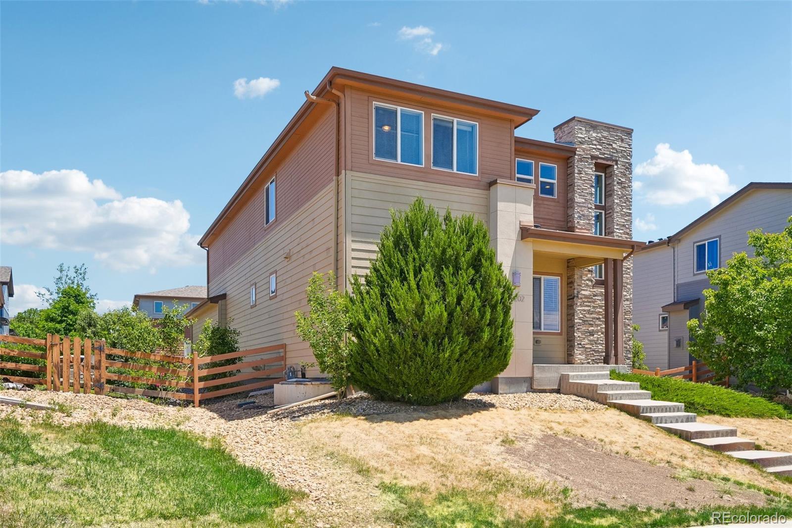 10202 Southlawn Circle