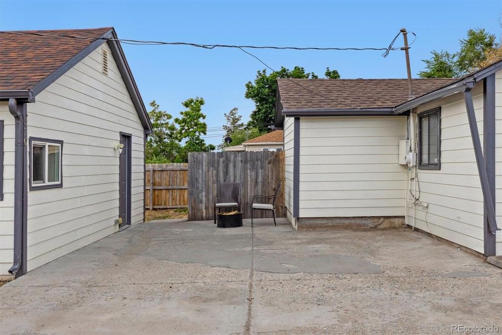 Photo of 370 S Newton St, Denver, CO 80219 (MLS # 5288350)