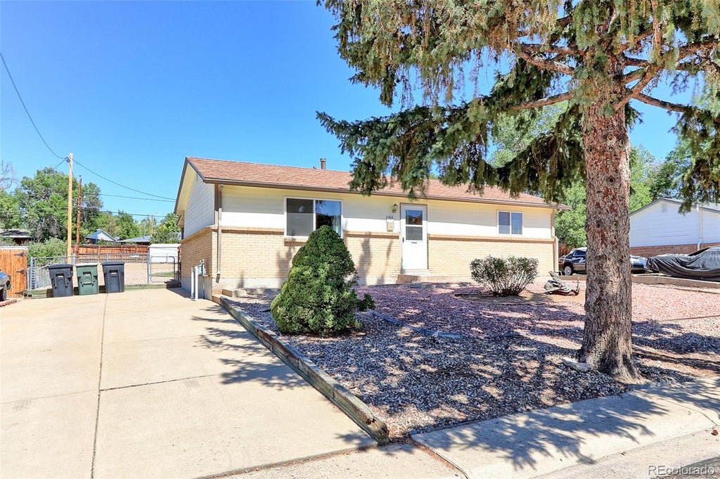 Photo of 1165 W 96th Place, Thornton, CO 80260 (MLS # 7491791)