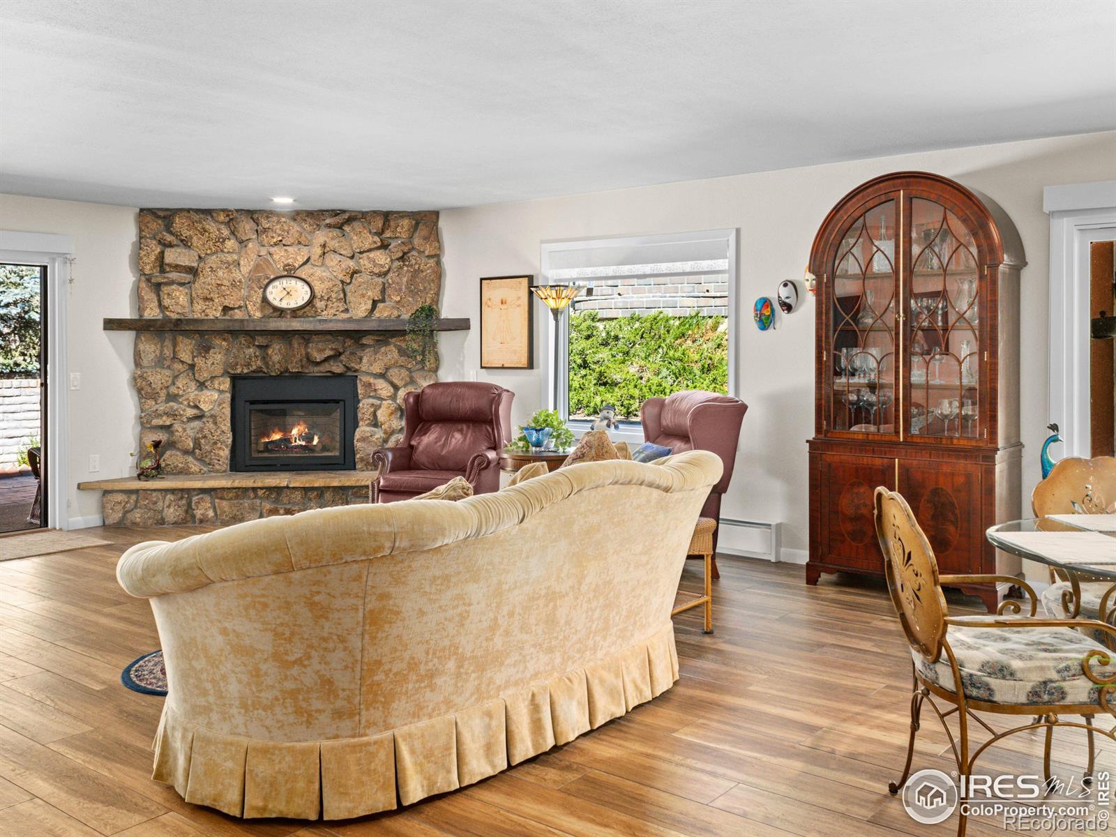 836 Vista Lane