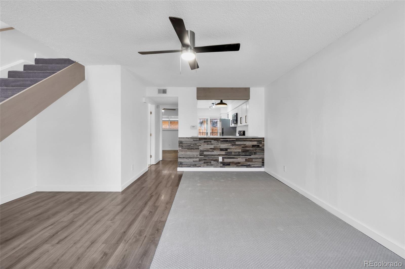 14352 E Arizona Avenue