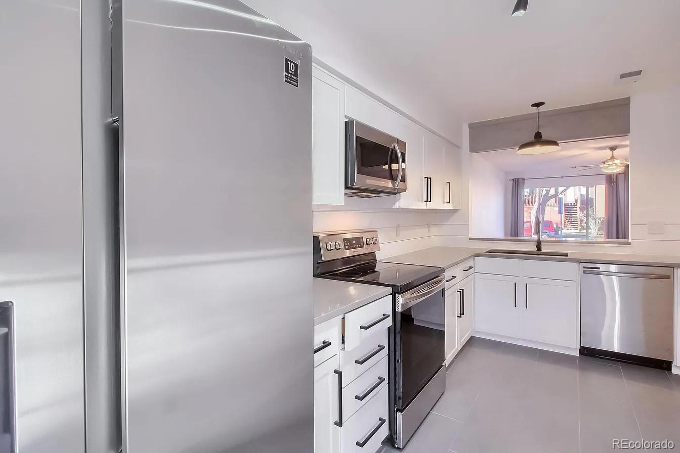 14352 E Arizona Avenue