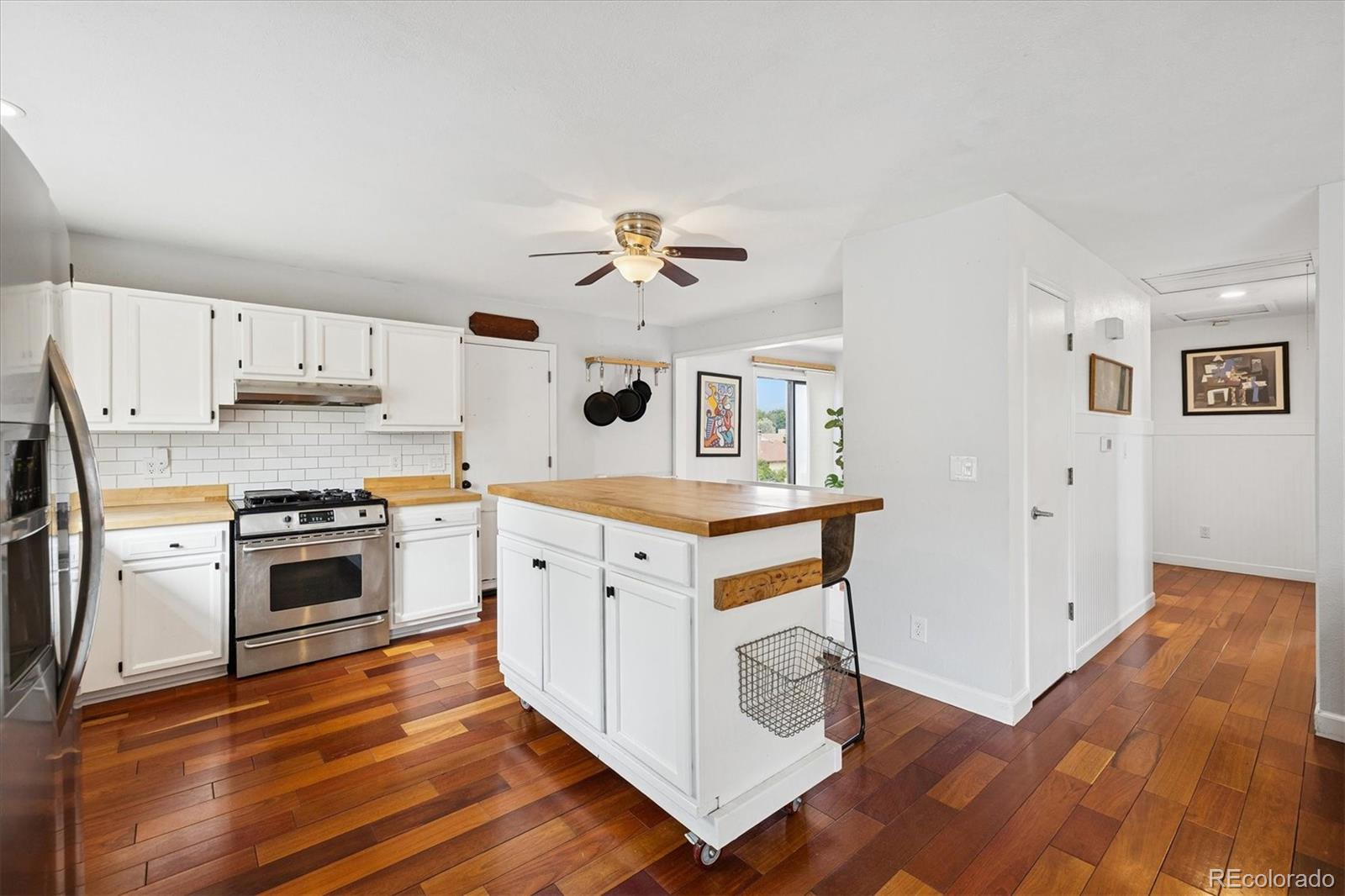 6205 W 75th Place