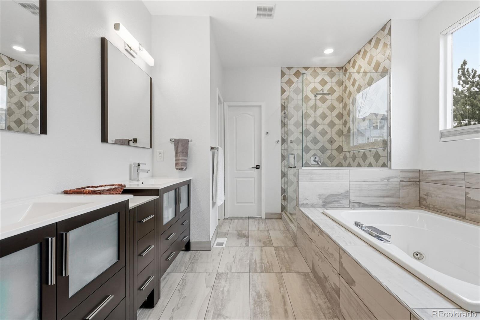 16498 W Ellsworth Drive