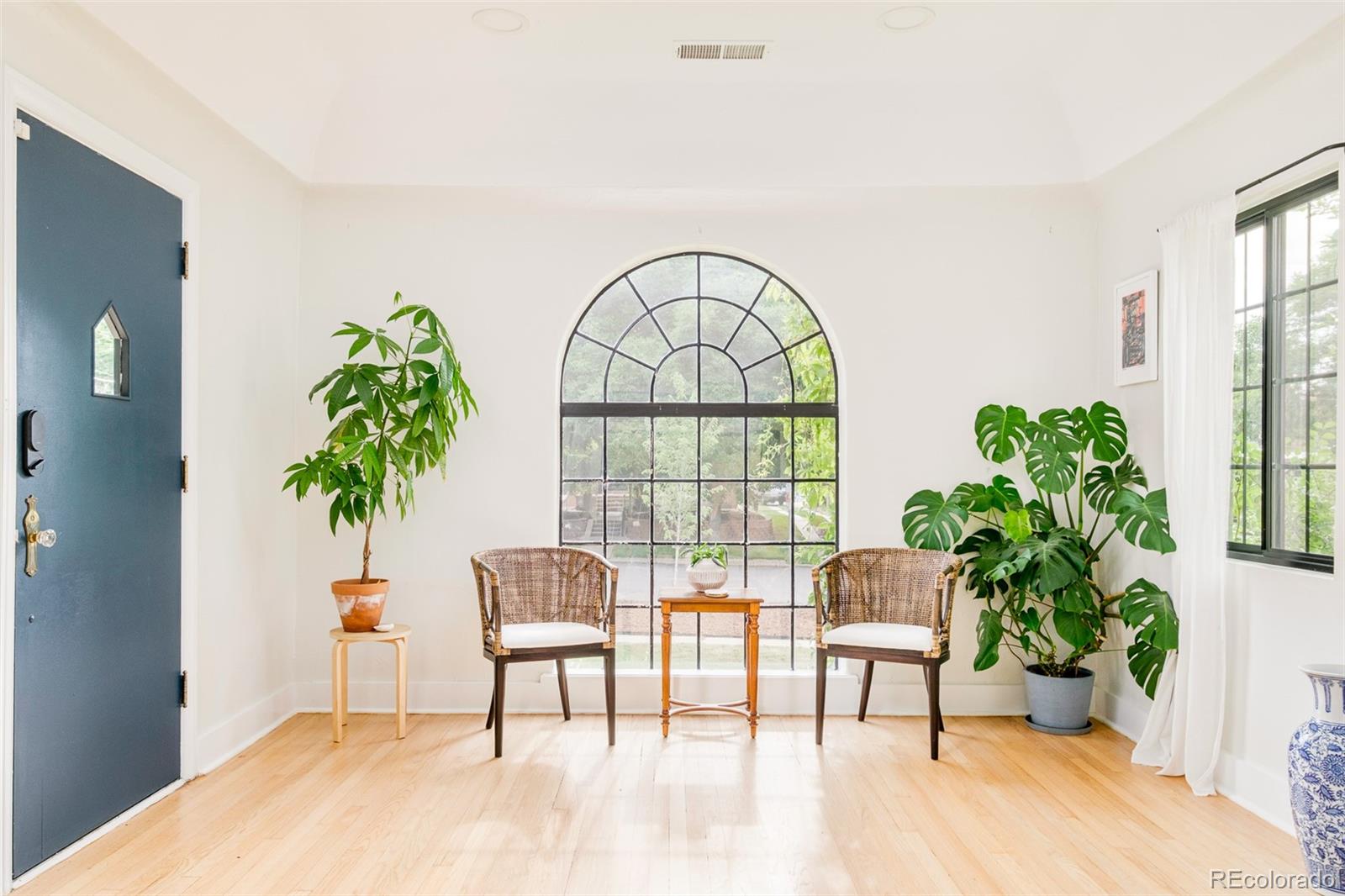 1300 N Glencoe Street