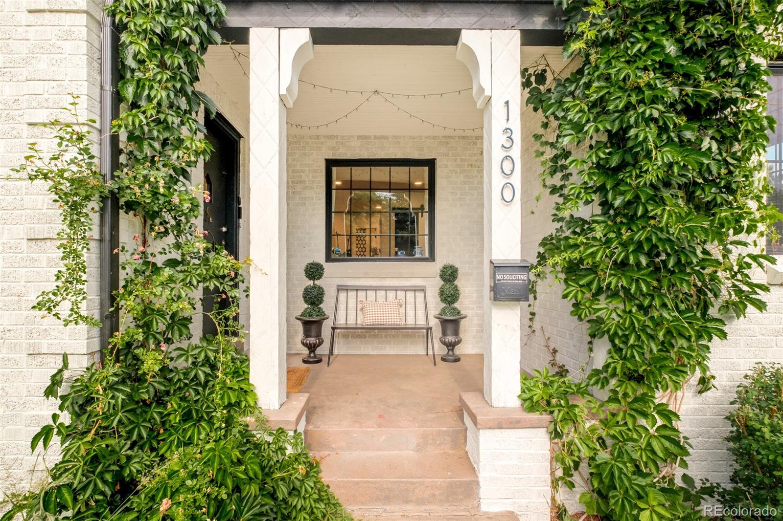 1300 N Glencoe Street