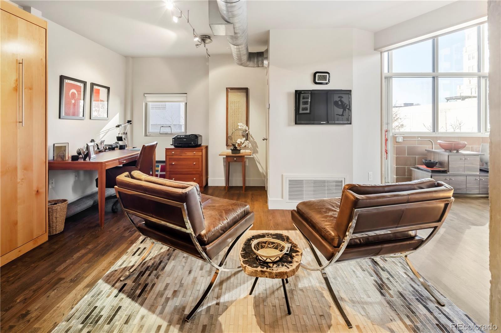 1050 Cherokee Street 201