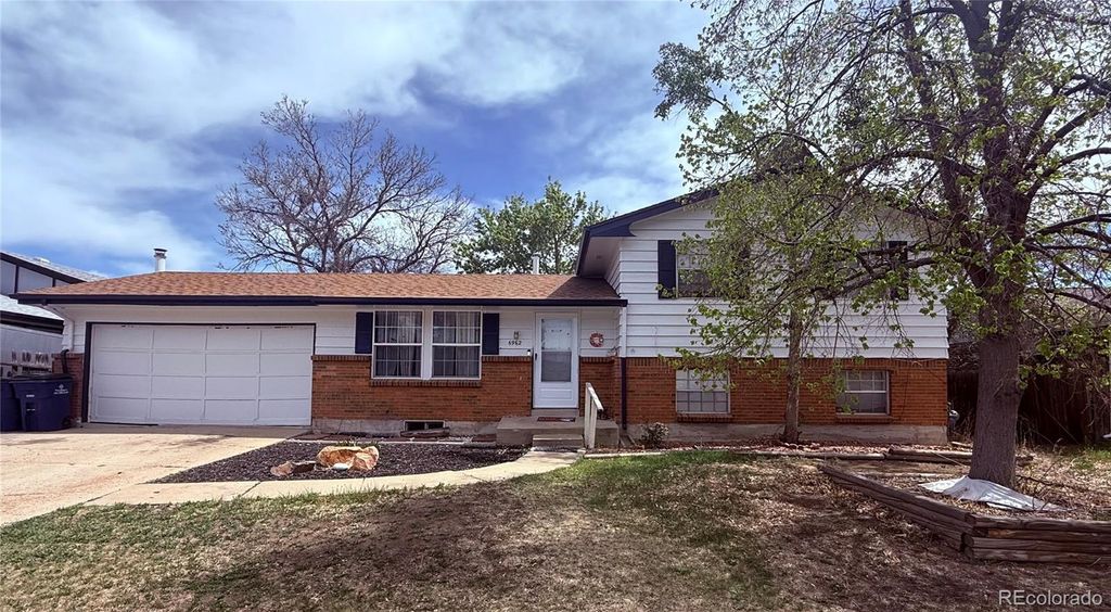 Photo of 6962 Ingalls Street, Arvada, CO 80003 (MLS # 7210840)