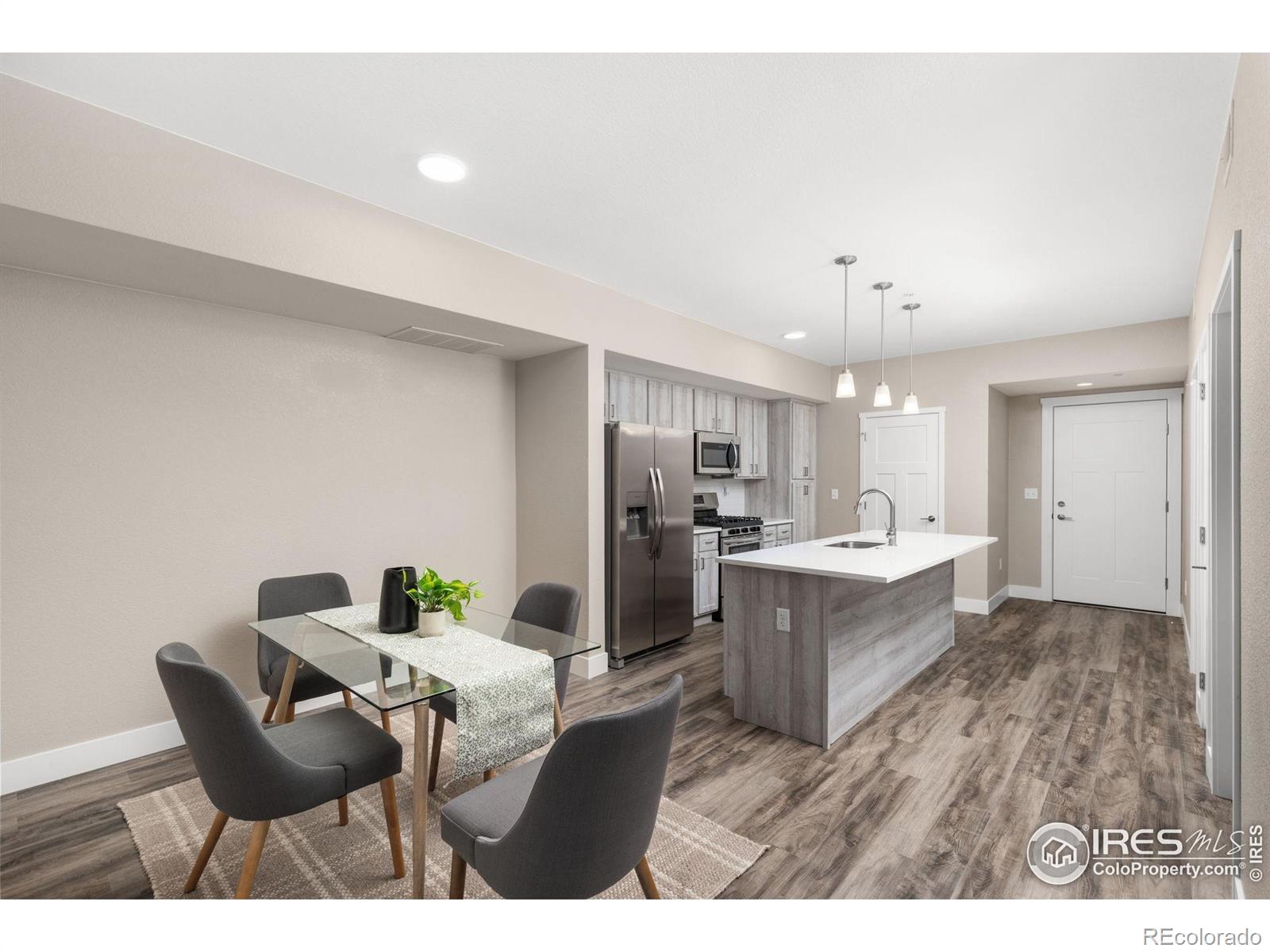 310 S Cherrywood Drive 203