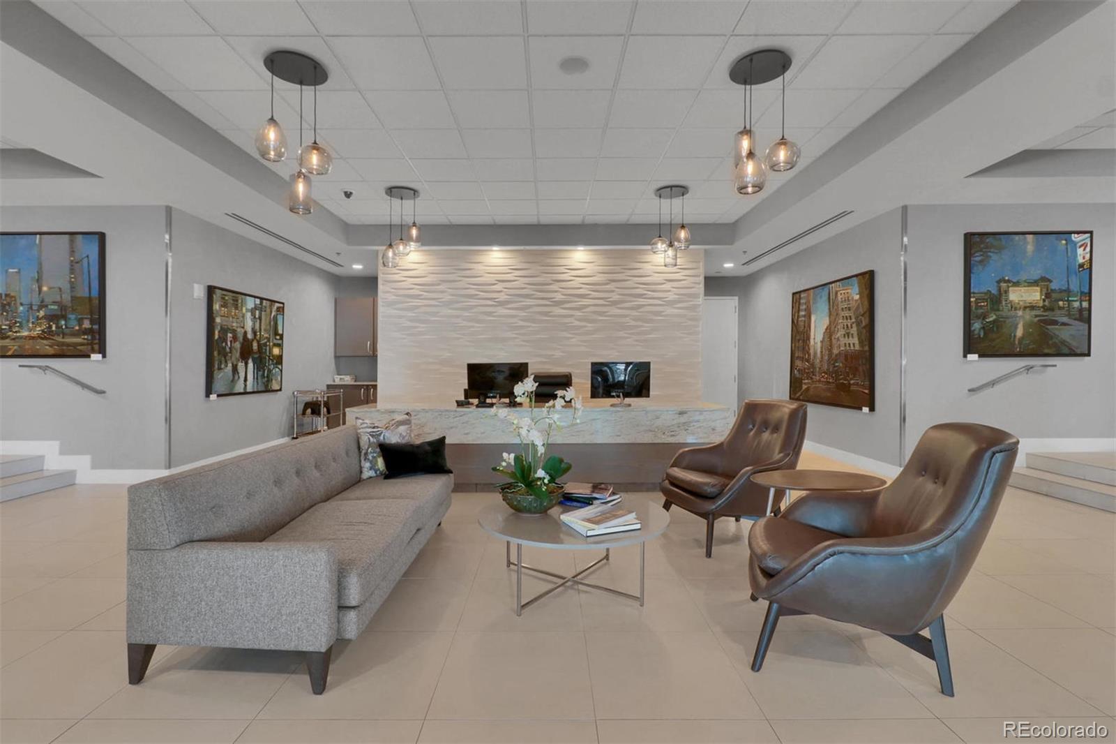 2001 Lincoln Street 721