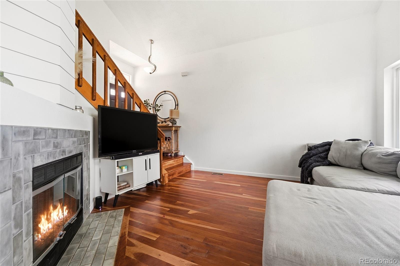 8908 Cloverleaf Circle