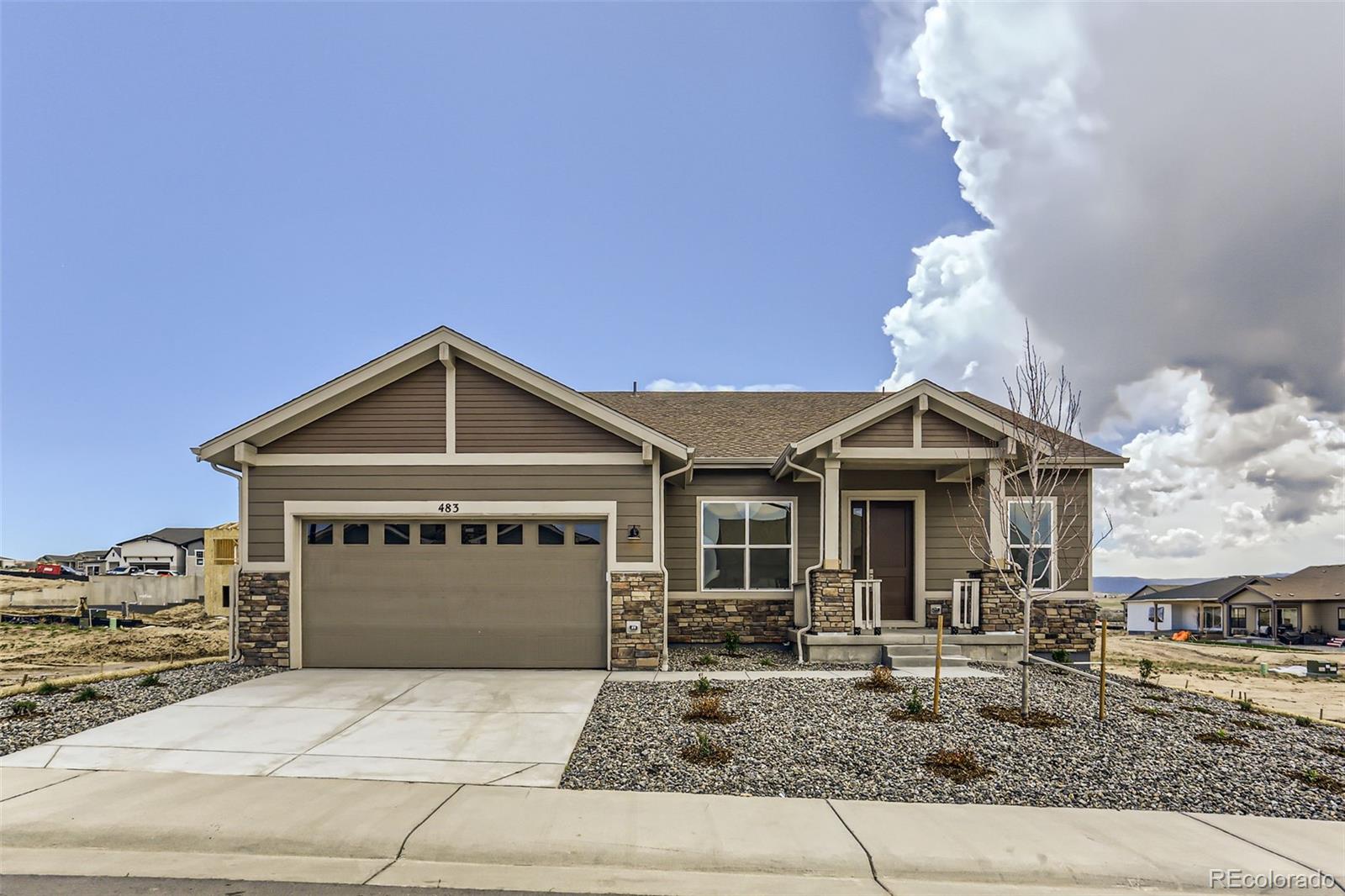 483 Agoseris Way