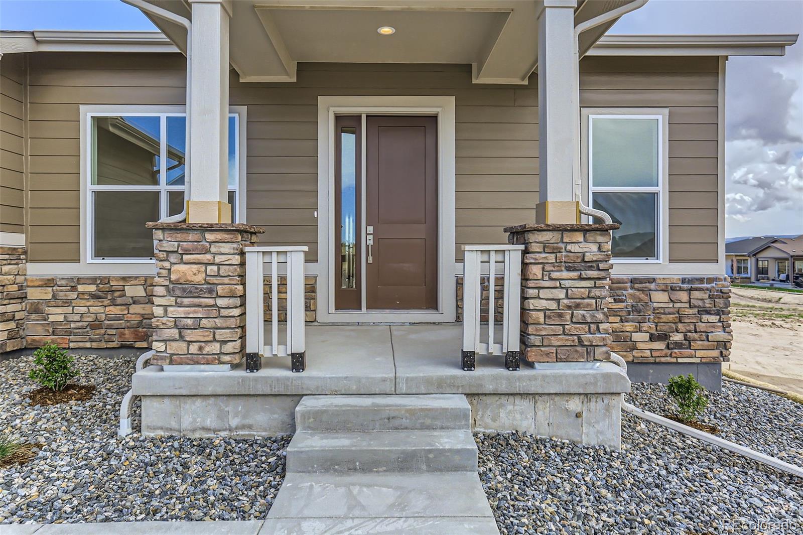 483 Agoseris Way