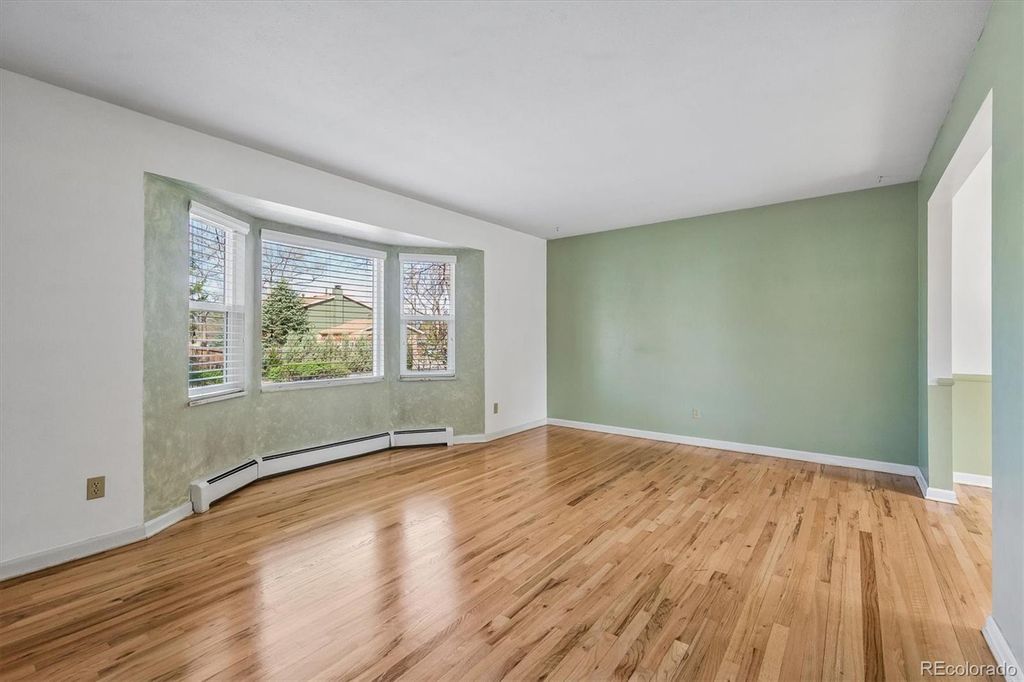 Photo of 7062 S Washington Street, Littleton, CO 80122 (MLS # 2323068)