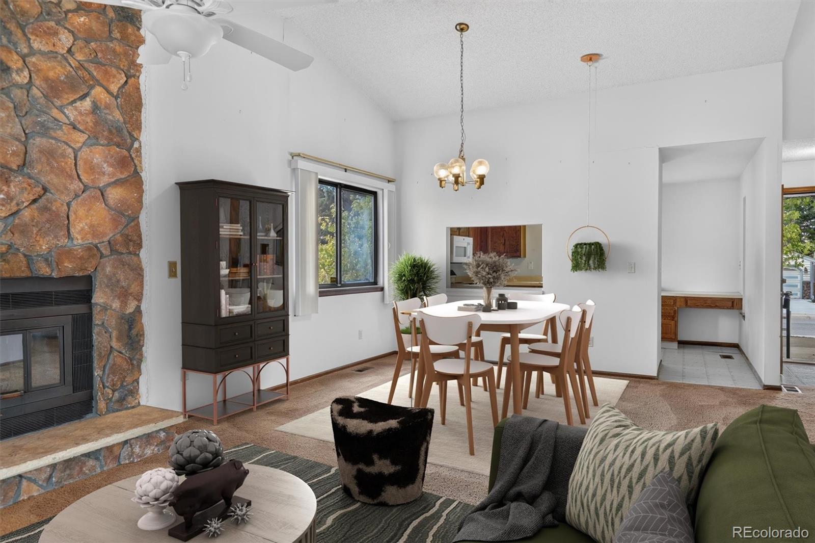 1001 Sunburst Court