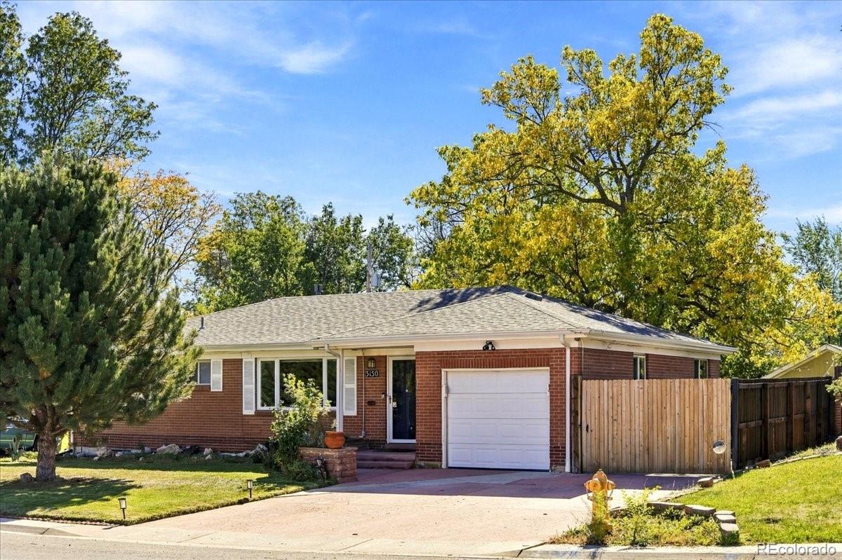 3150 W Layton Avenue