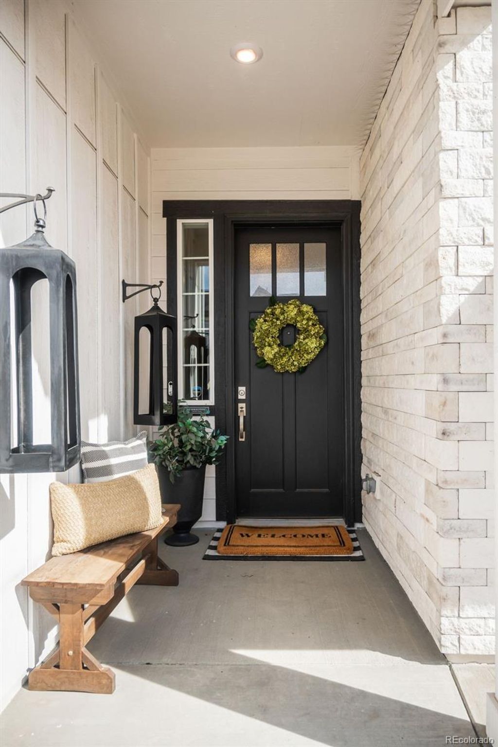 Photo of 10219 W Coal Mine Place, Littleton, CO 80127 (MLS # 9040888)