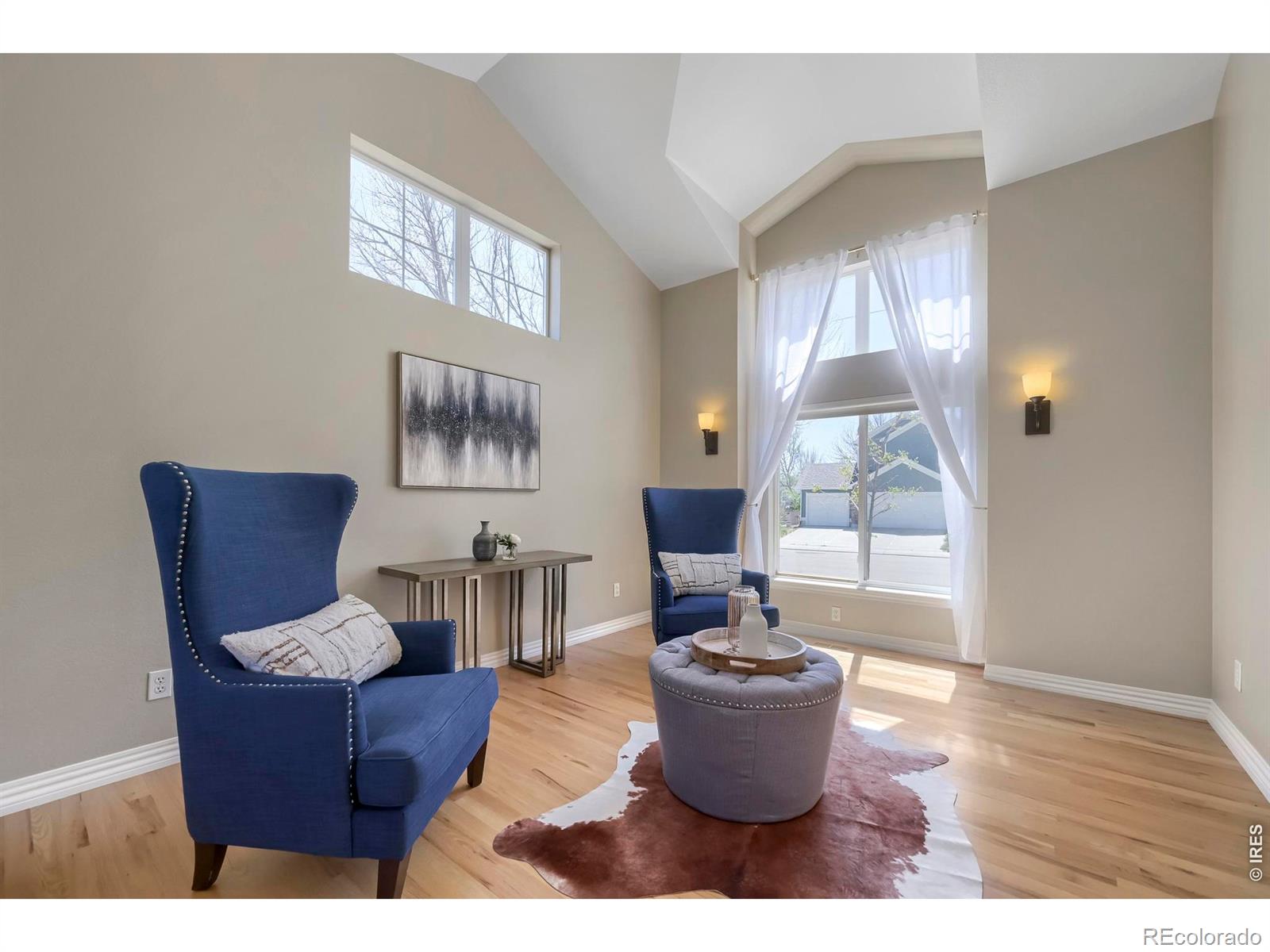 3965 Hawthorne Circle