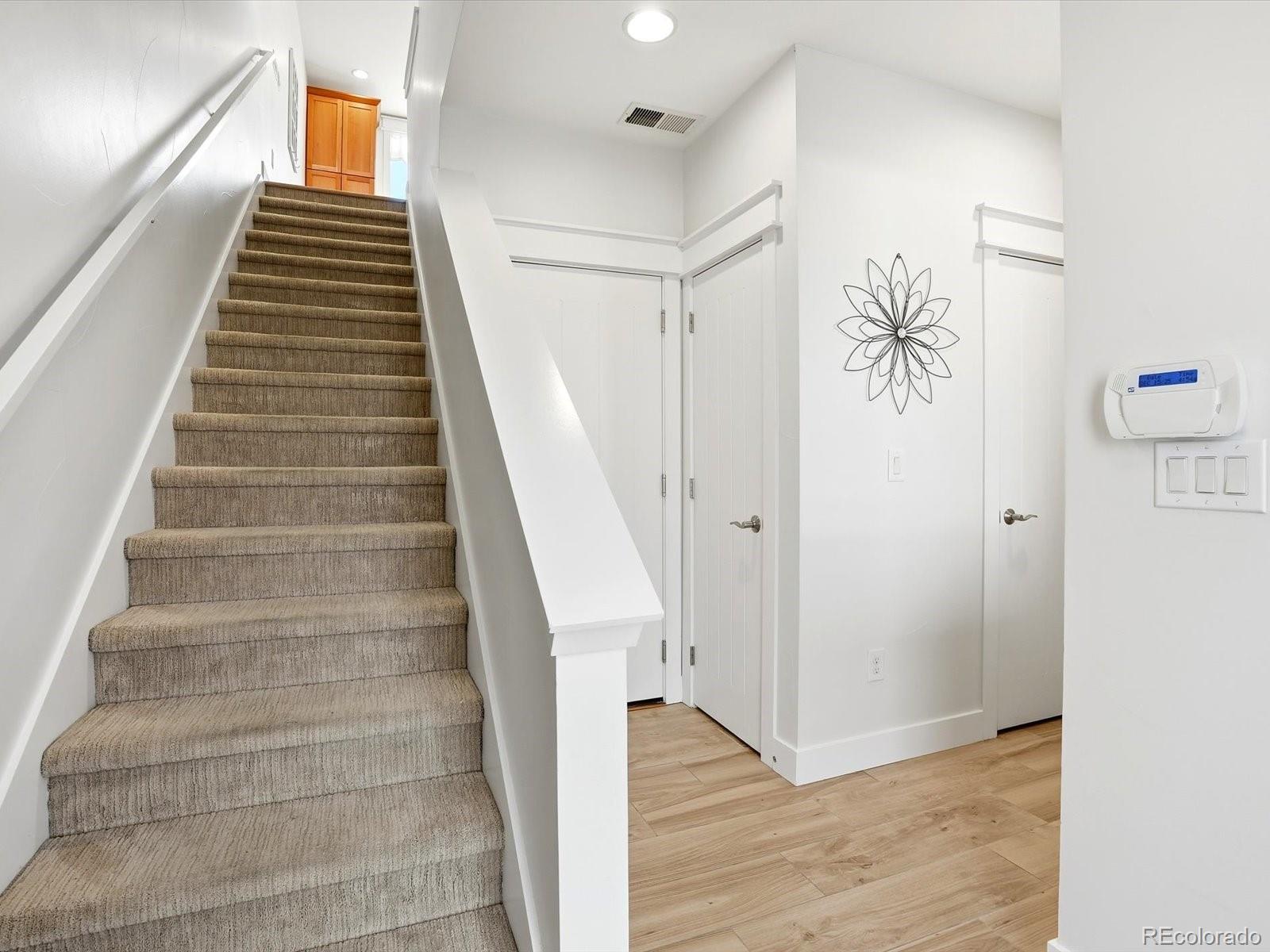 4977 Valentia Street