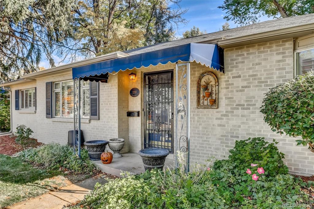 Photo of 3210 S Williams Street, Englewood, CO 80113 (MLS # 3383318)