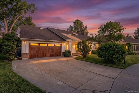 Photo of 7290 S Cook Circle, Centennial, CO 80122 (MLS # 5810173)