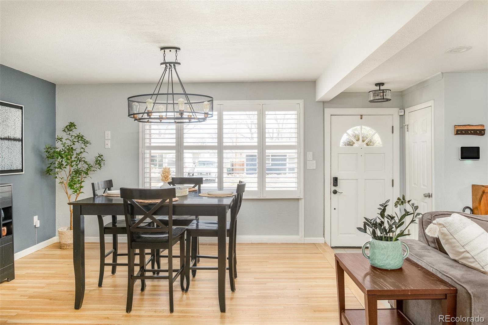 5634 E Minnesota Drive