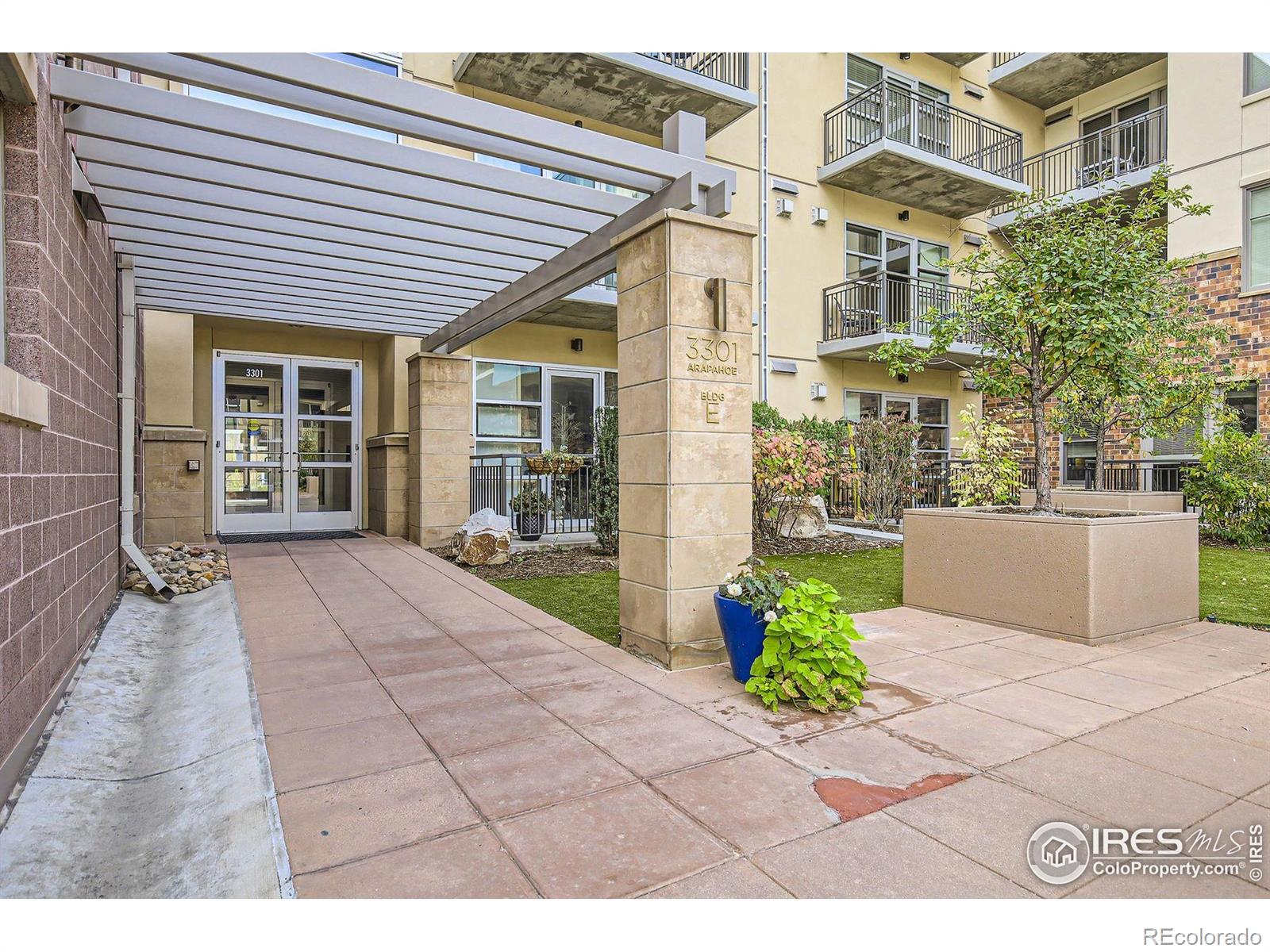 3301 Arapahoe Avenue 402