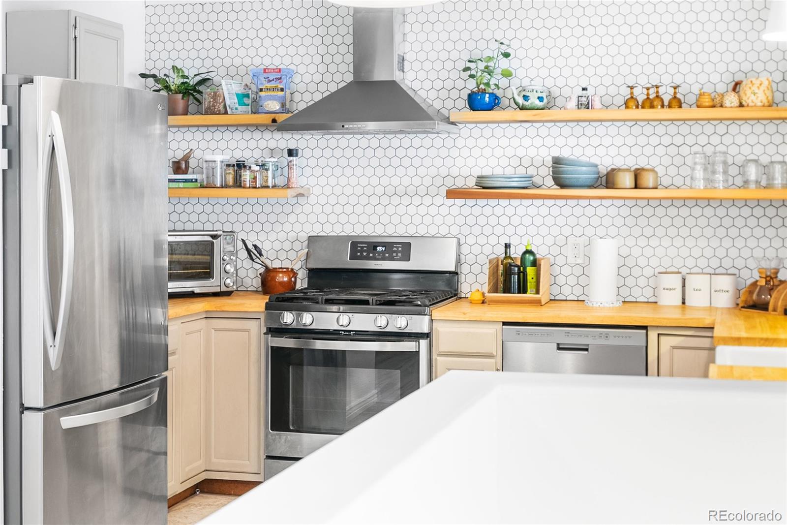 2680 Roosevelt Avenue