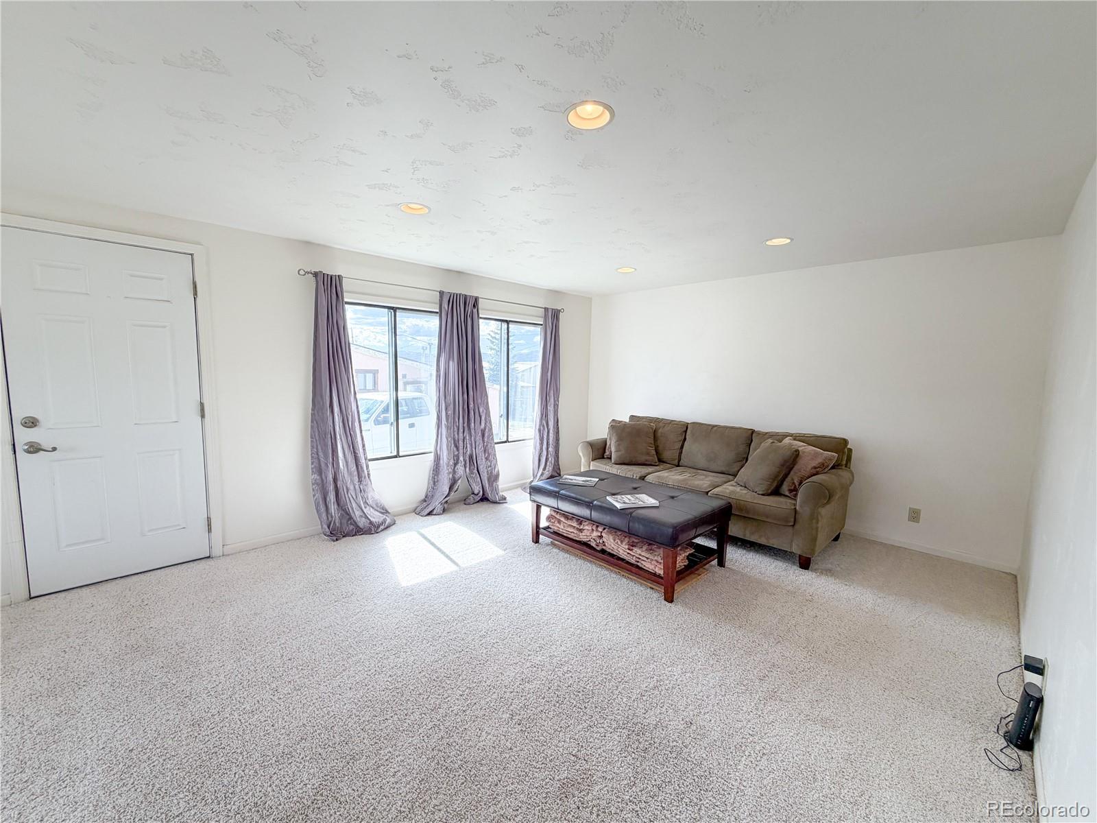 430 E 5th Street