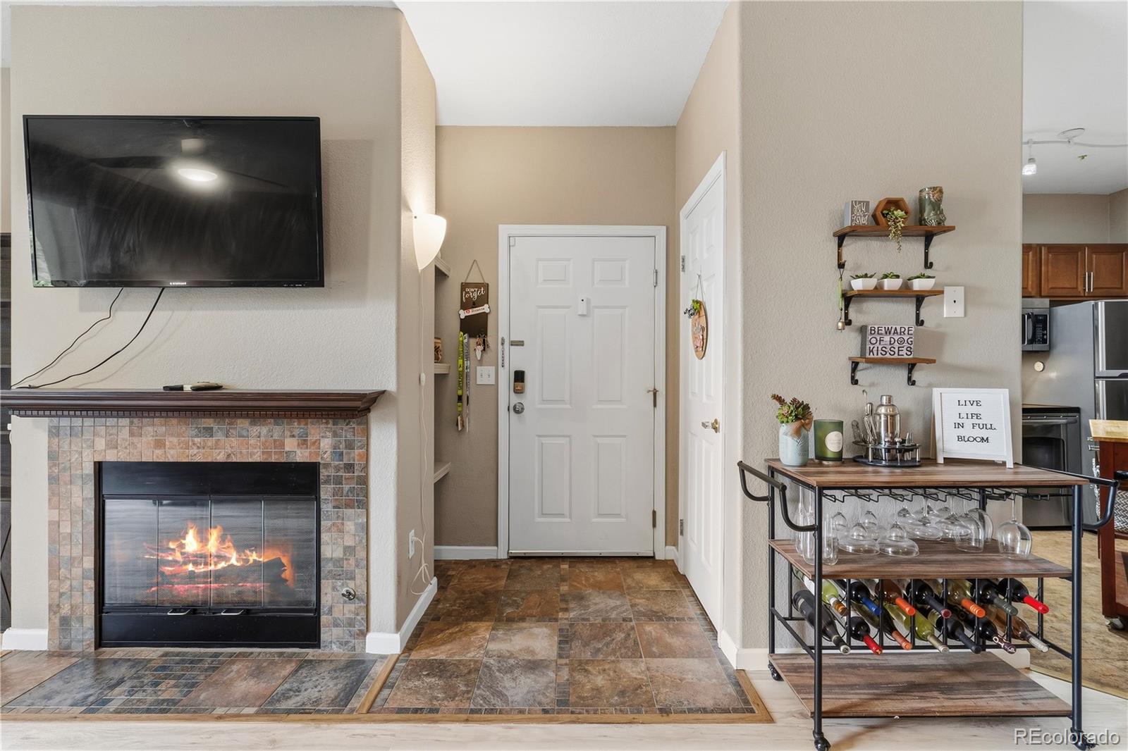 1691 W Canal Circle 1117