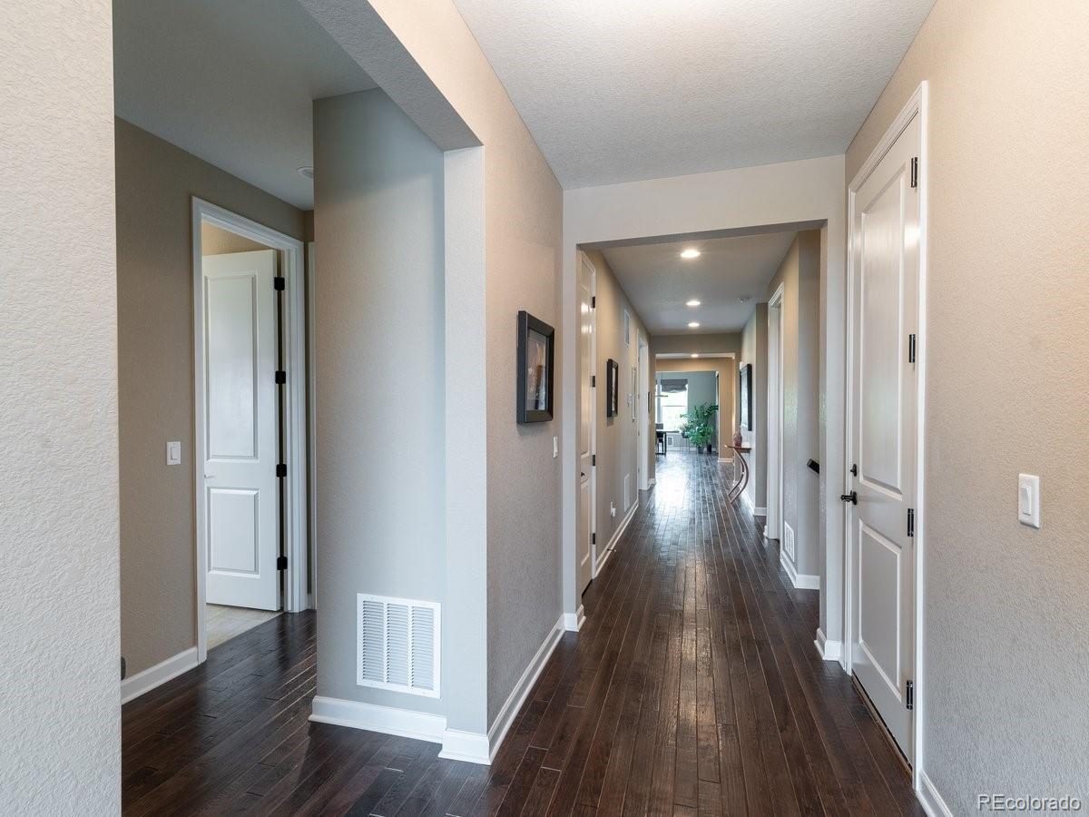 565 Pikes View Drive