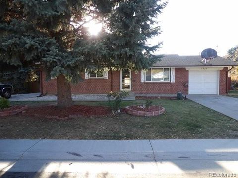 Photo of 6555 Teller Street, Arvada, CO 80003 (MLS # 2838342)
