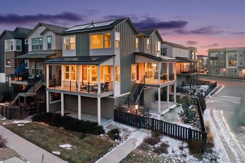 8872 Southurst Street Littleton CO 80129