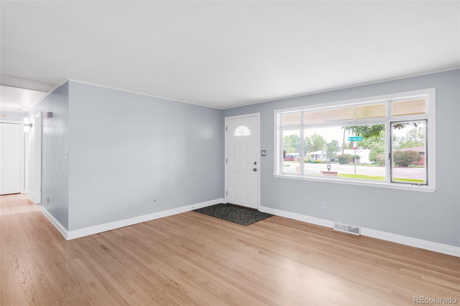 5099 S Linden Drive, Englewood, CO, 80110 4 5099 S Linden Drive